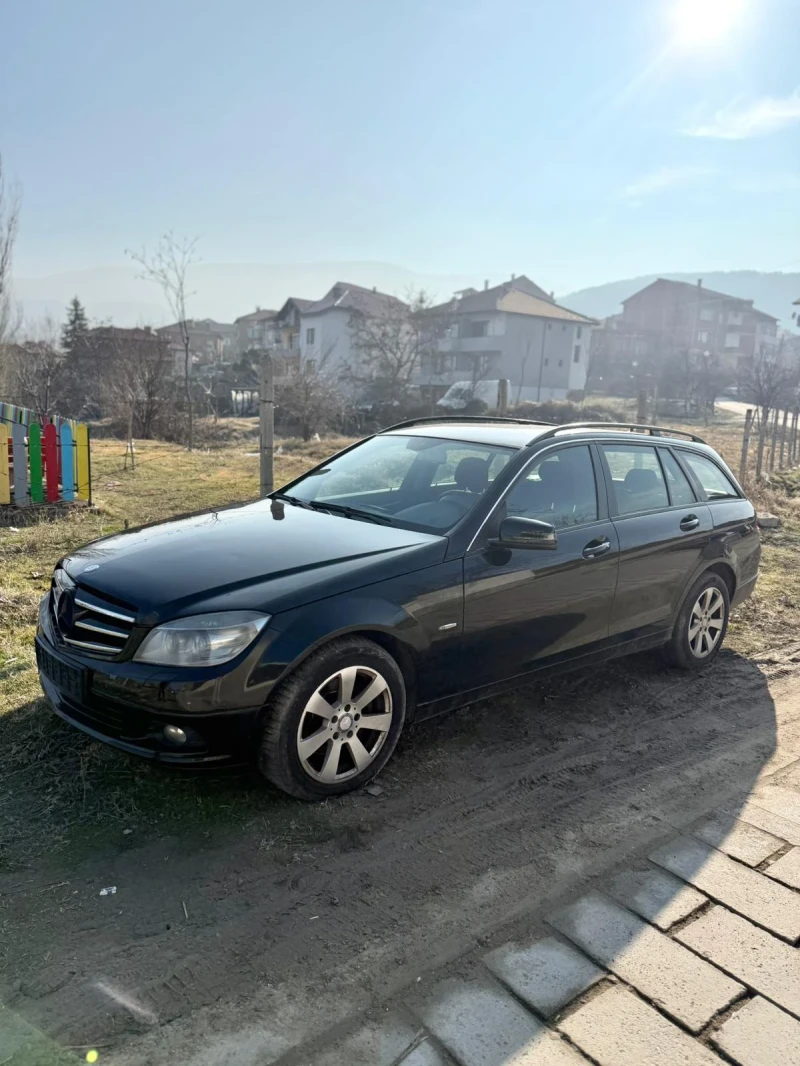 Mercedes-Benz C 220 CDI, снимка 2 - Автомобили и джипове - 48884373