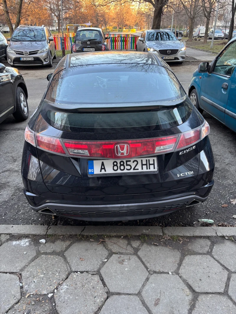 Honda Civic, снимка 2 - Автомобили и джипове - 48960345