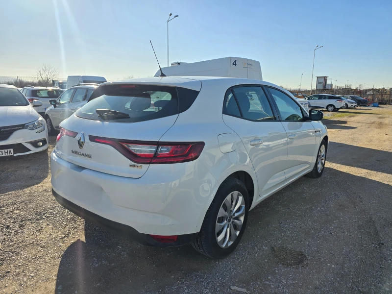 Renault Megane 1.5 dCi, снимка 6 - Автомобили и джипове - 49398903