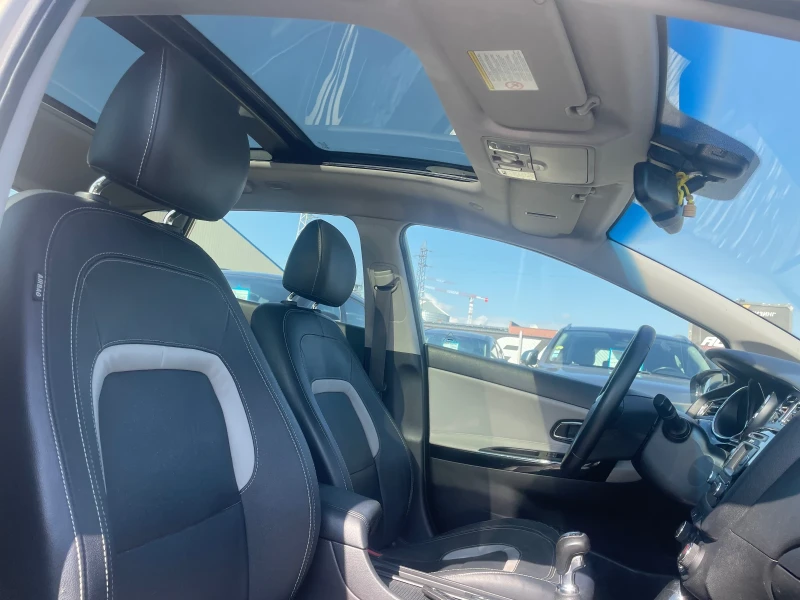 Kia Ceed 1.6 Full Top, снимка 14 - Автомобили и джипове - 52095346