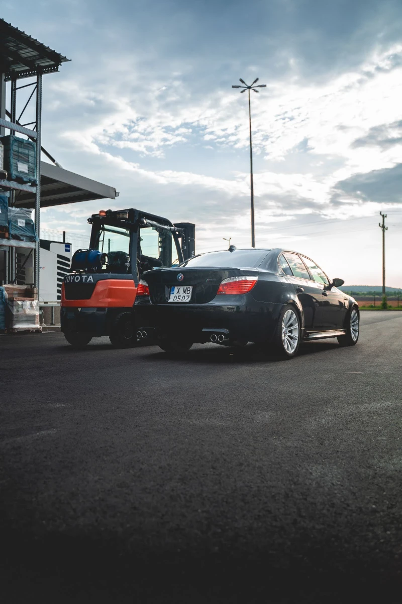 BMW M5  e60, снимка 10 - Автомобили и джипове - 52287602