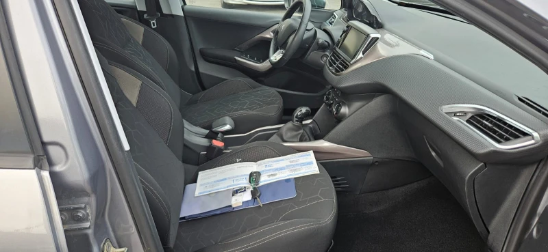 Peugeot 2008 1.6 E-hdi* , снимка 5 - Автомобили и джипове - 52443835