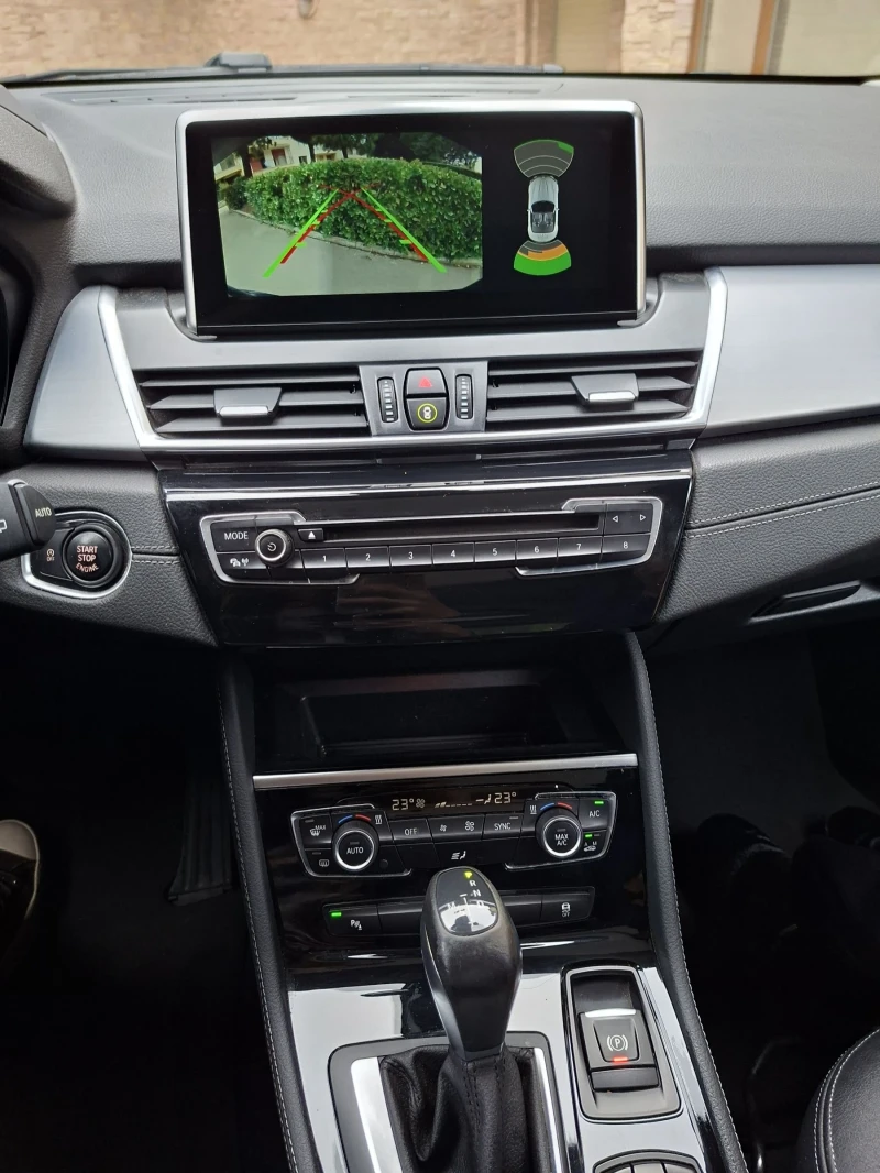 BMW 2 Active Tourer 218d Luxury, снимка 12 - Автомобили и джипове - 52735787