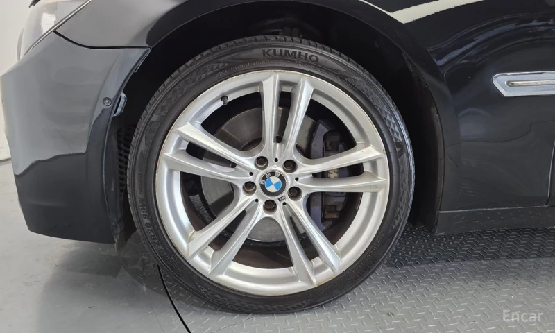 BMW 750, снимка 5 - Автомобили и джипове - 52805665
