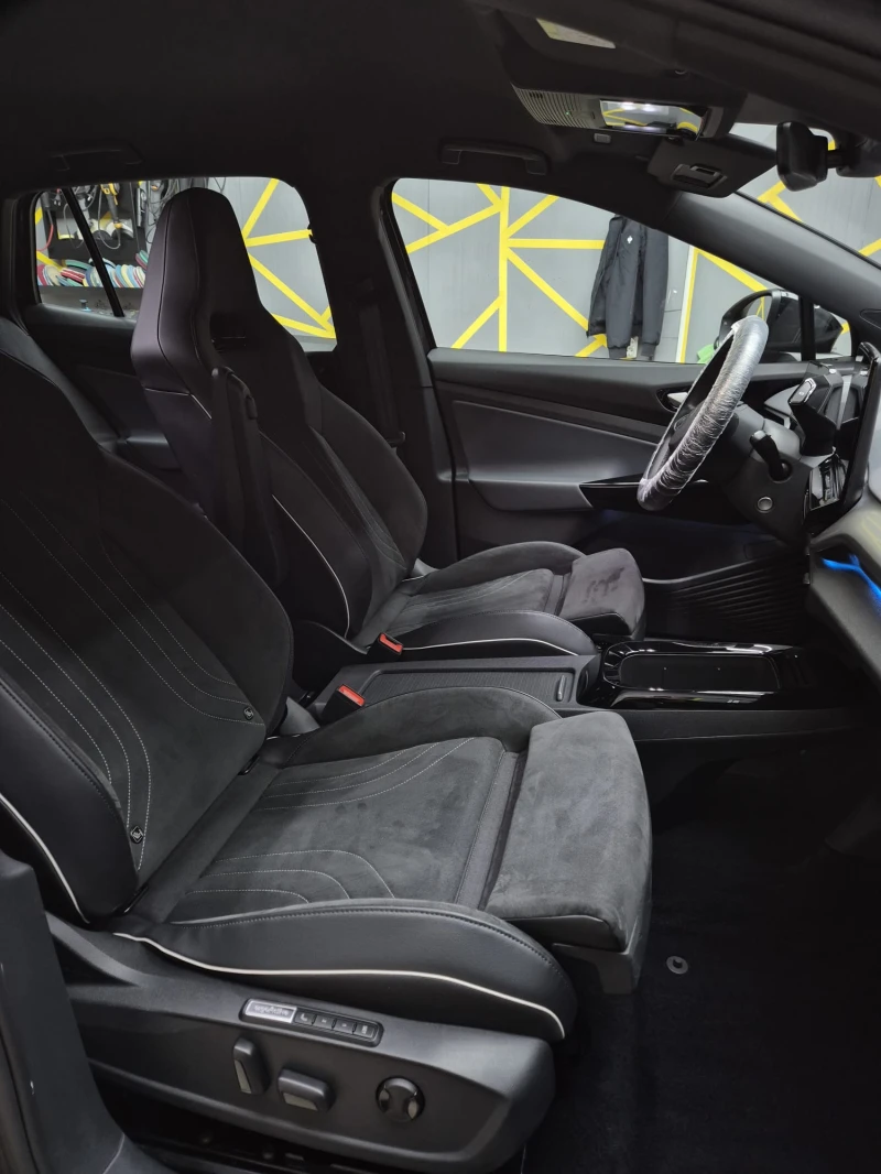 VW ID.4 PRO 82kwh , снимка 12 - Автомобили и джипове - 52900025