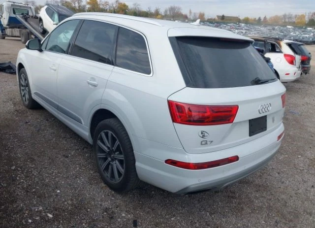 Audi Q7 пано* 360* дигитално табло* BOSE, снимка 4 - Автомобили и джипове - 47852057