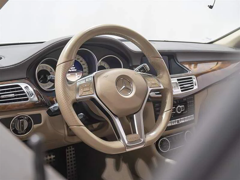 Mercedes-Benz CLS 500 2012 Mercedes-Benz CLS-Class Cls 550 , снимка 8 - Автомобили и джипове - 53744867