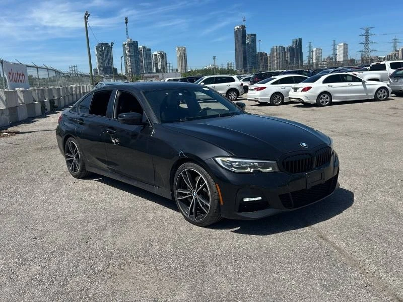 BMW 330 * xDrive * 2 КЛЮЧА * ПОДГРЕВ * МЪРТВА ТОЧКА , снимка 3 - Автомобили и джипове - 54848622
