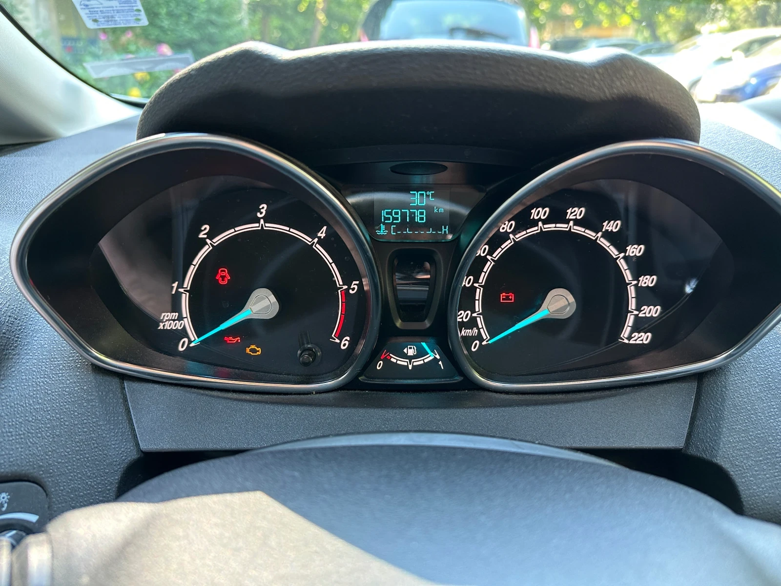 Ford Fiesta  - изображение 7
