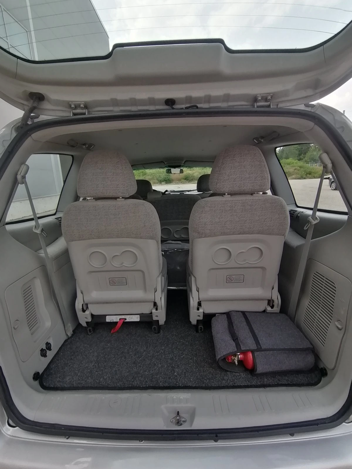 Hyundai Trajet 2.0 CRDI - изображение 9