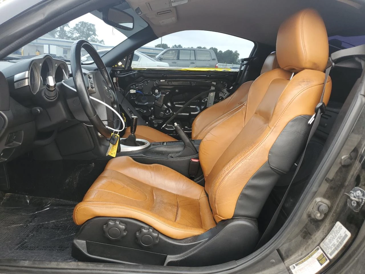 Nissan 350z GT COUPE - изображение 7