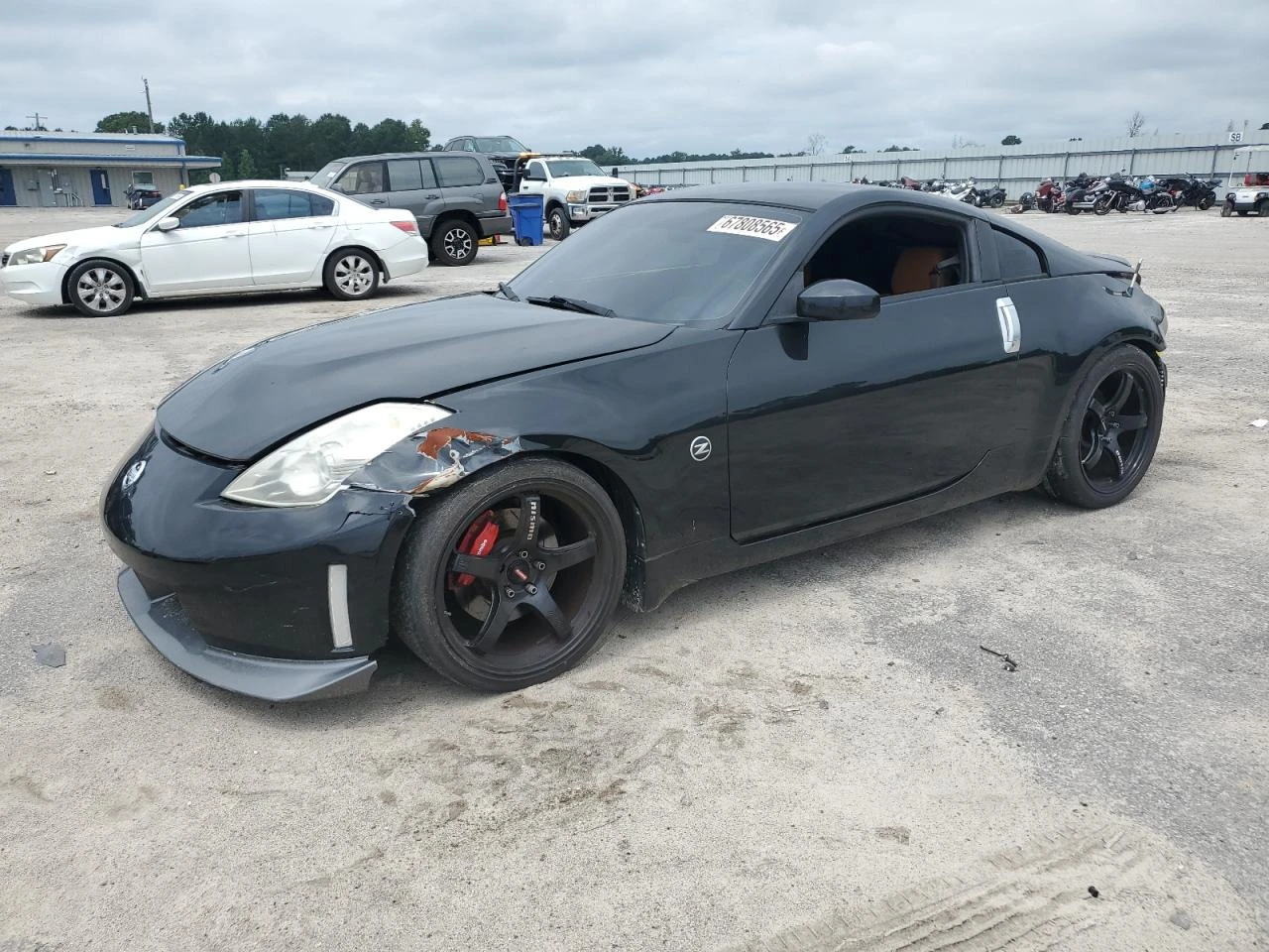 Nissan 350z GT COUPE - изображение 3