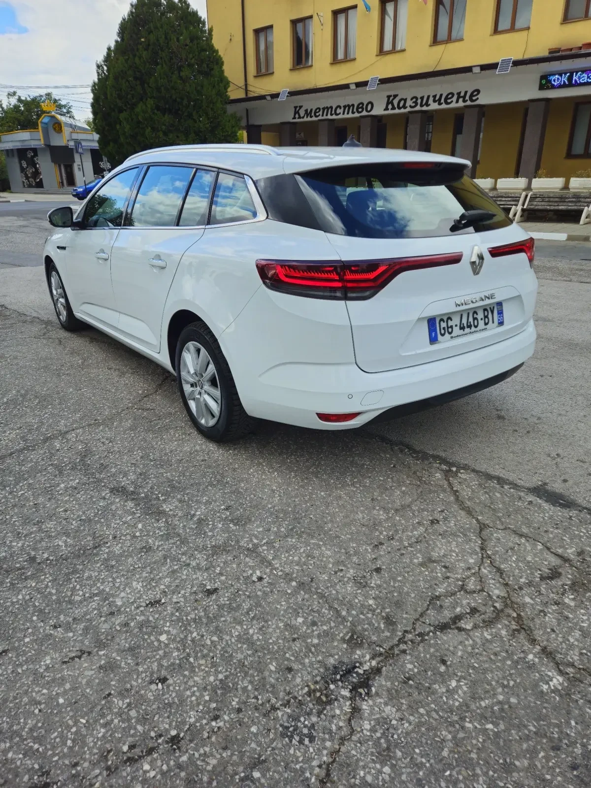 Renault Megane 1.5 DCI Blue Business - изображение 2