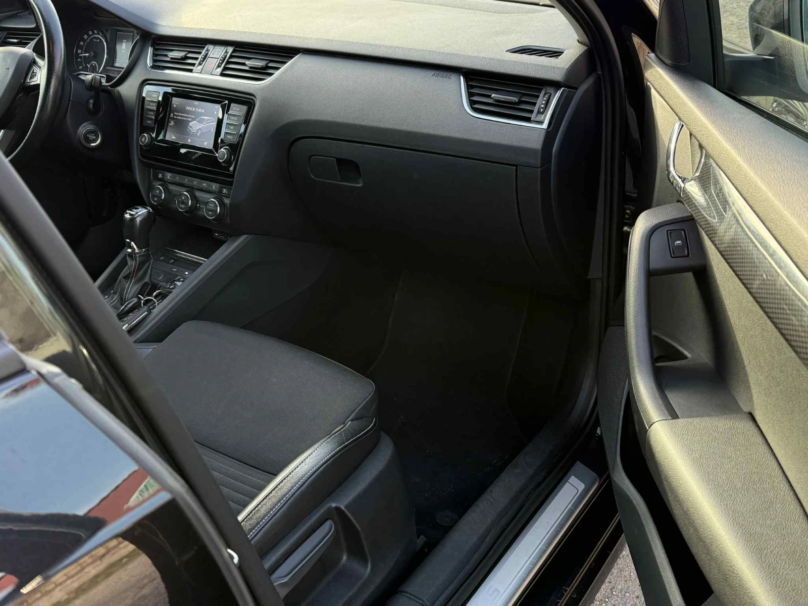 Skoda Octavia 2.0d RS DSG | Mobile.bg   16