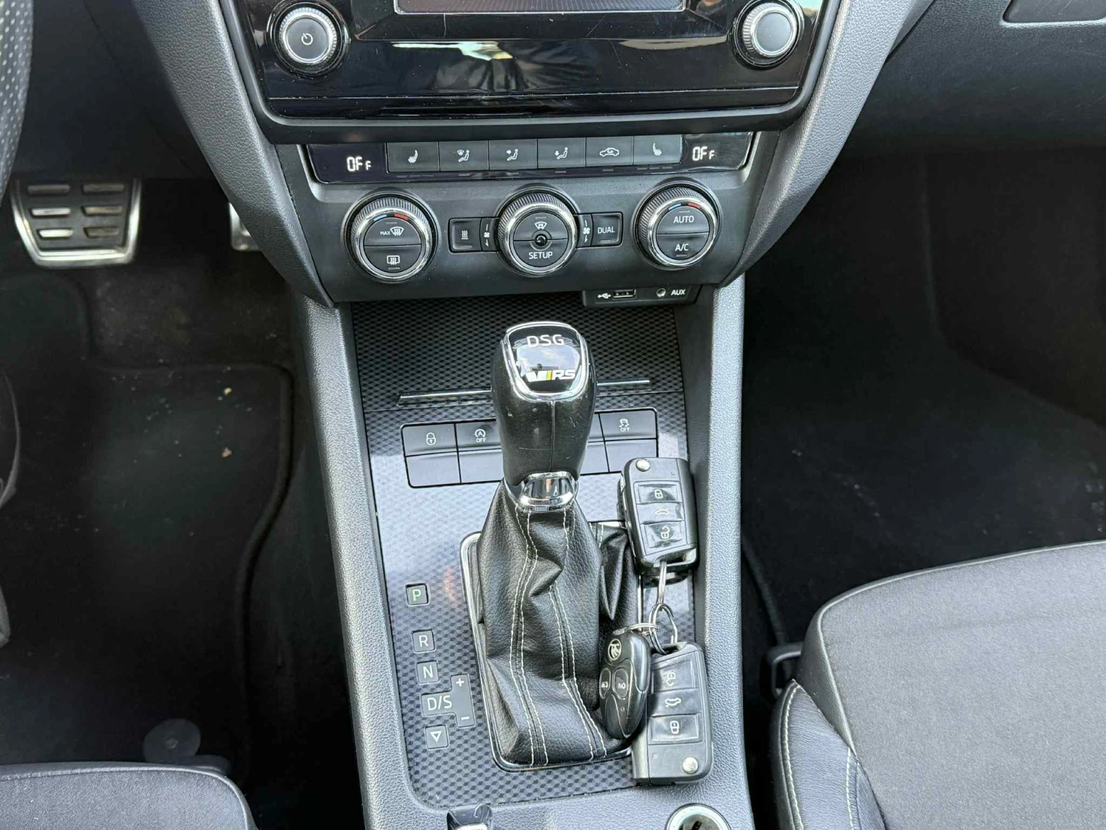 Skoda Octavia 2.0d RS DSG | Mobile.bg   11