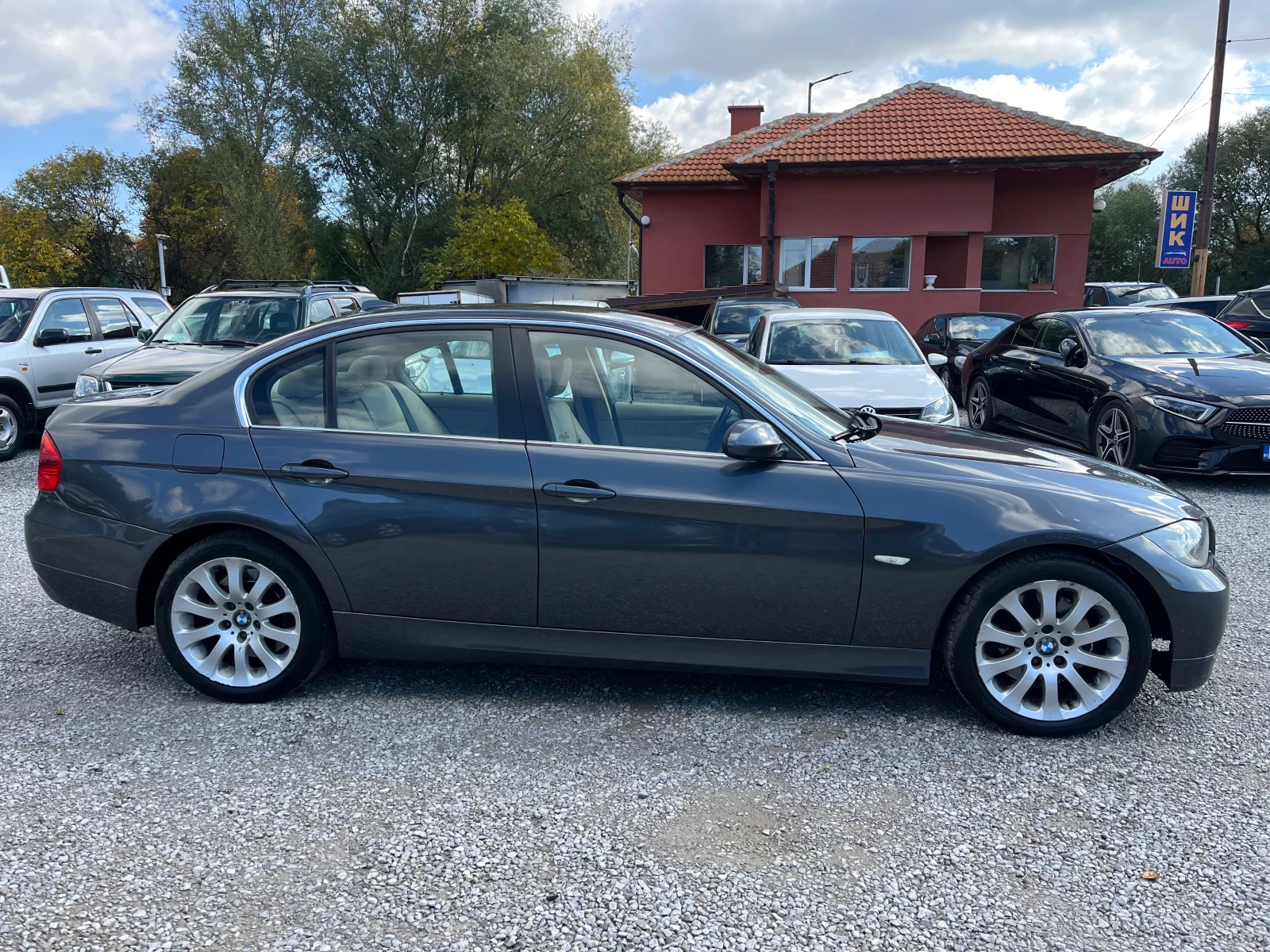 BMW 330 3.0xd - изображение 7