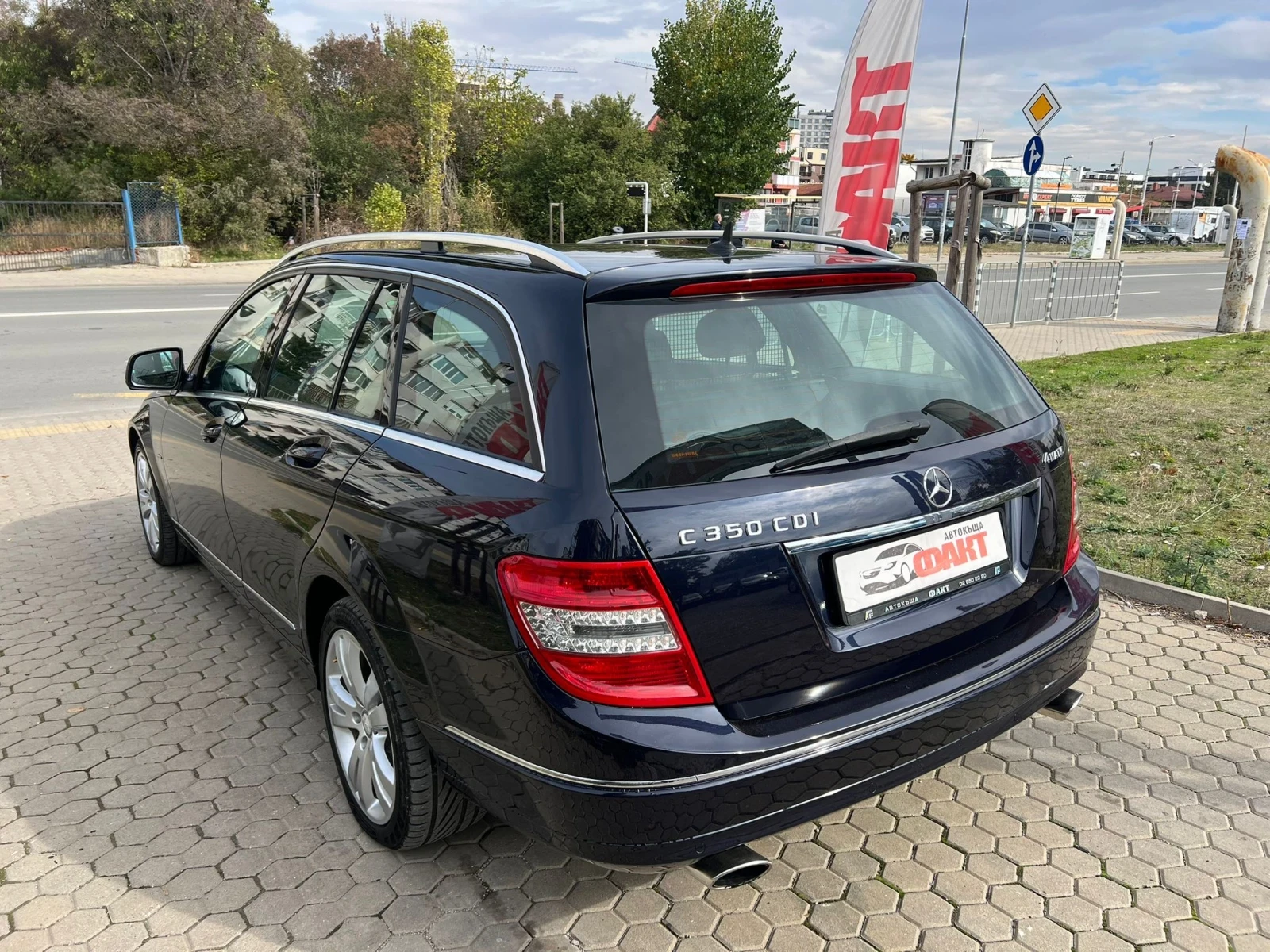 Mercedes-Benz C 320 4MATIC/3.0CDi/NAVI/AVTOMAT - изображение 5
