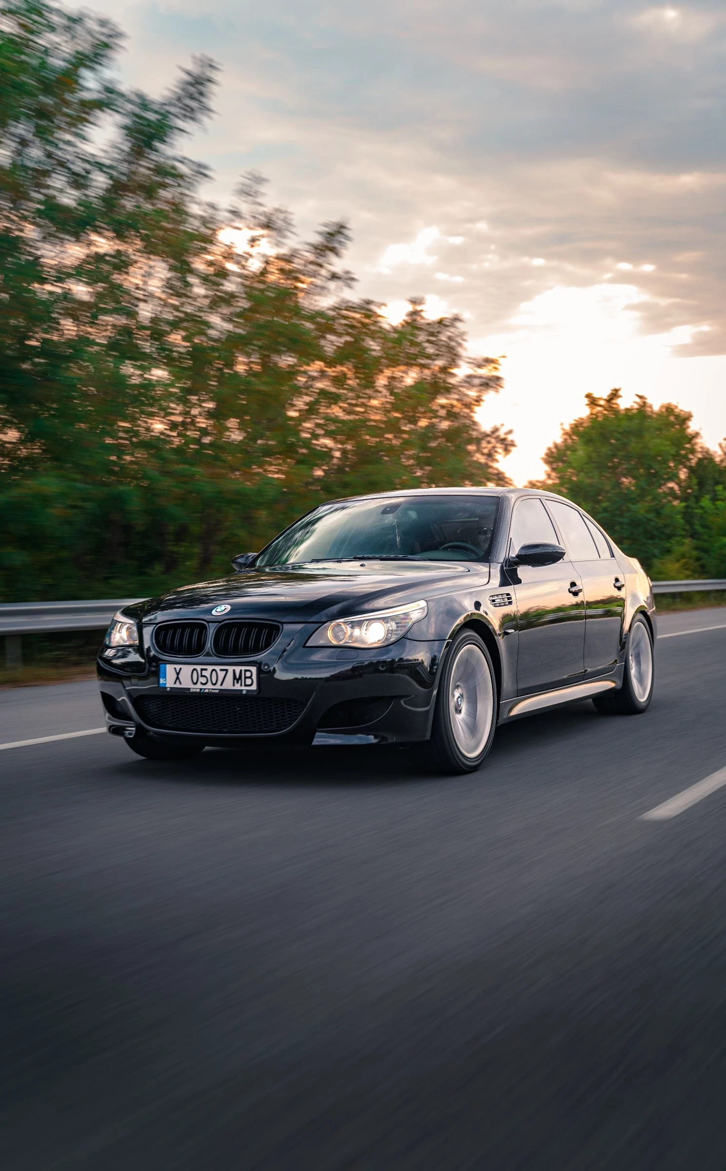 BMW M5  e60 | Mobile.bg   1