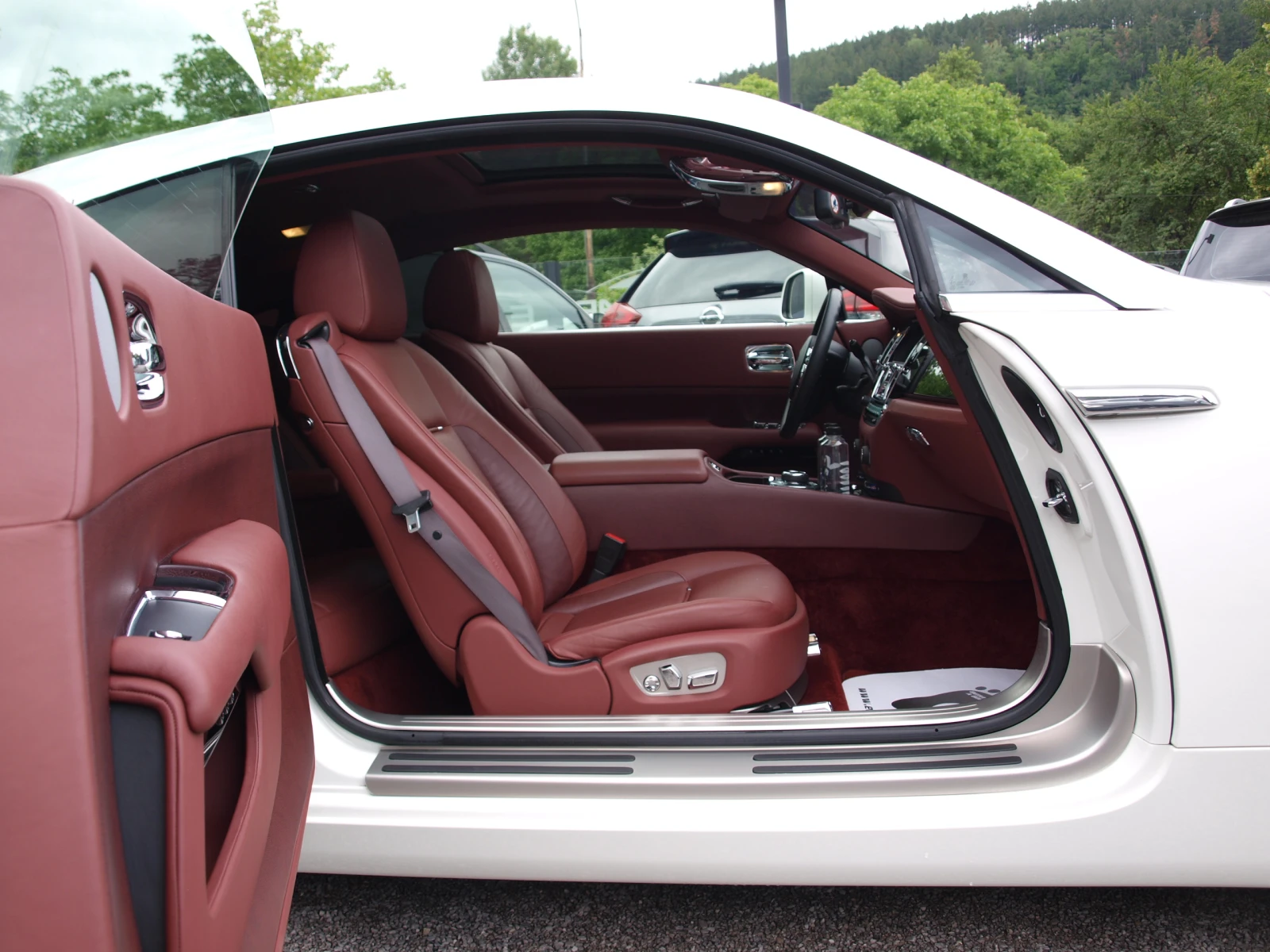Rolls-Royce Wraith V12/PANO/CAMERA/ | Mobile.bg � ����������� 14