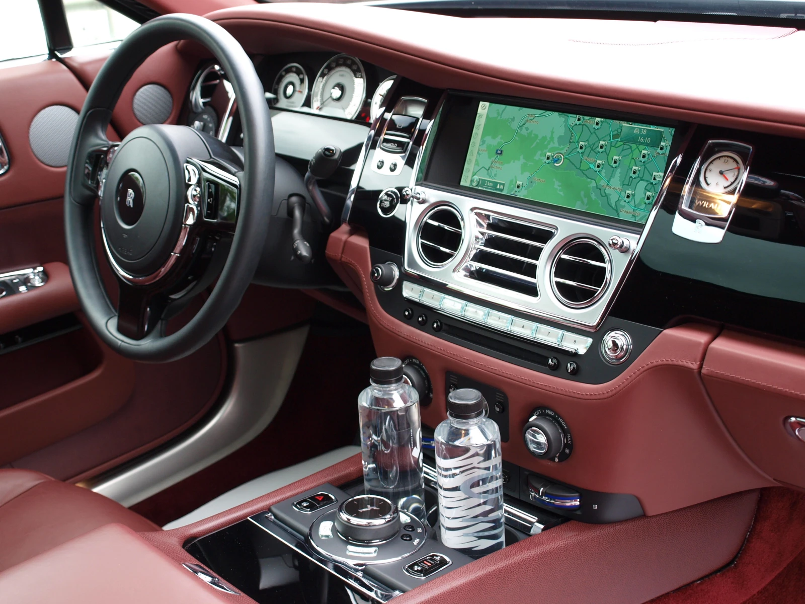 Rolls-Royce Wraith V12/PANO/CAMERA/ | Mobile.bg � ����������� 11