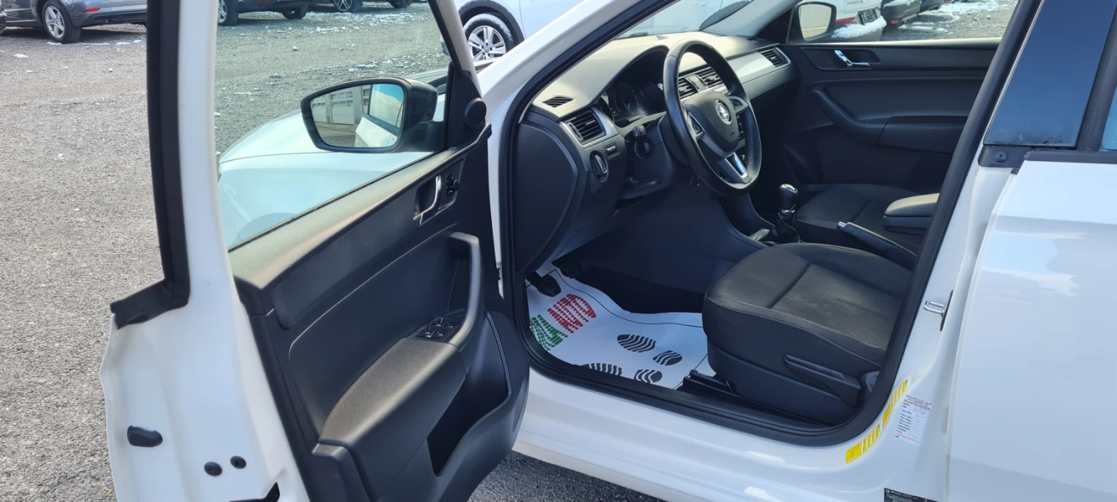 Skoda Rapid 1.4TDI-ПАНОРАМА - изображение 9