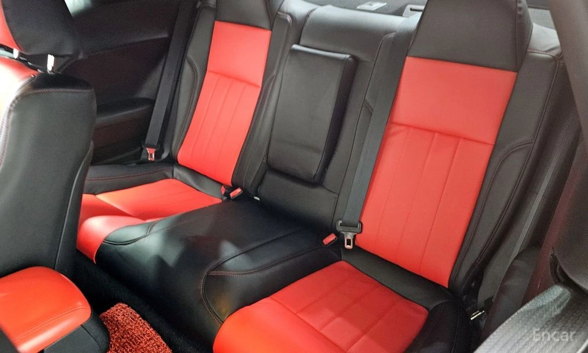 Dodge Challenger, снимка 11 - Автомобили и джипове - 53829553