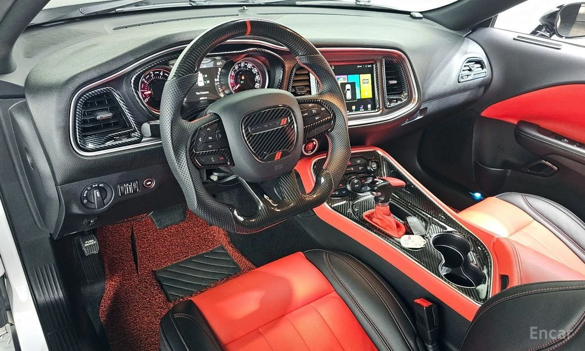 Dodge Challenger, снимка 7 - Автомобили и джипове - 53829553