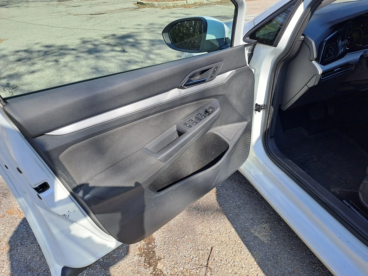 VW Golf Variant 2.0 TDI Life, снимка 5 - Автомобили и джипове - 53859117