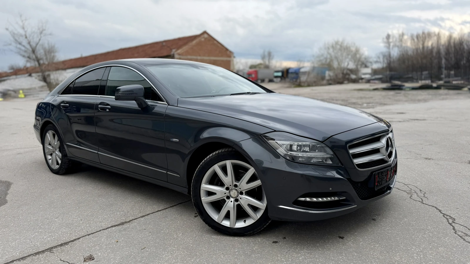 Mercedes-Benz CLS 350 Distronic | Вентилирани седалки | Памет| Лейн асис | Auto.bg — изображение 1