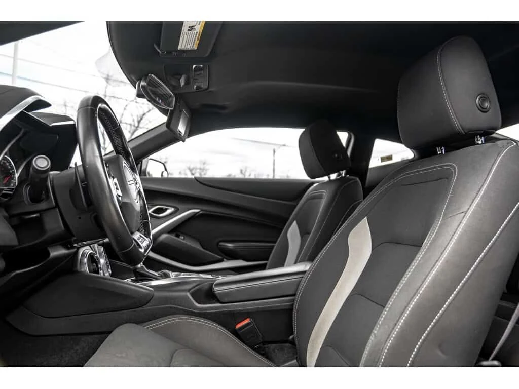 Chevrolet Camaro * 2dr Cpe 1LT * CARFAX * ЦЕНА ДО БГ, снимка 10 - Автомобили и джипове - 54080786