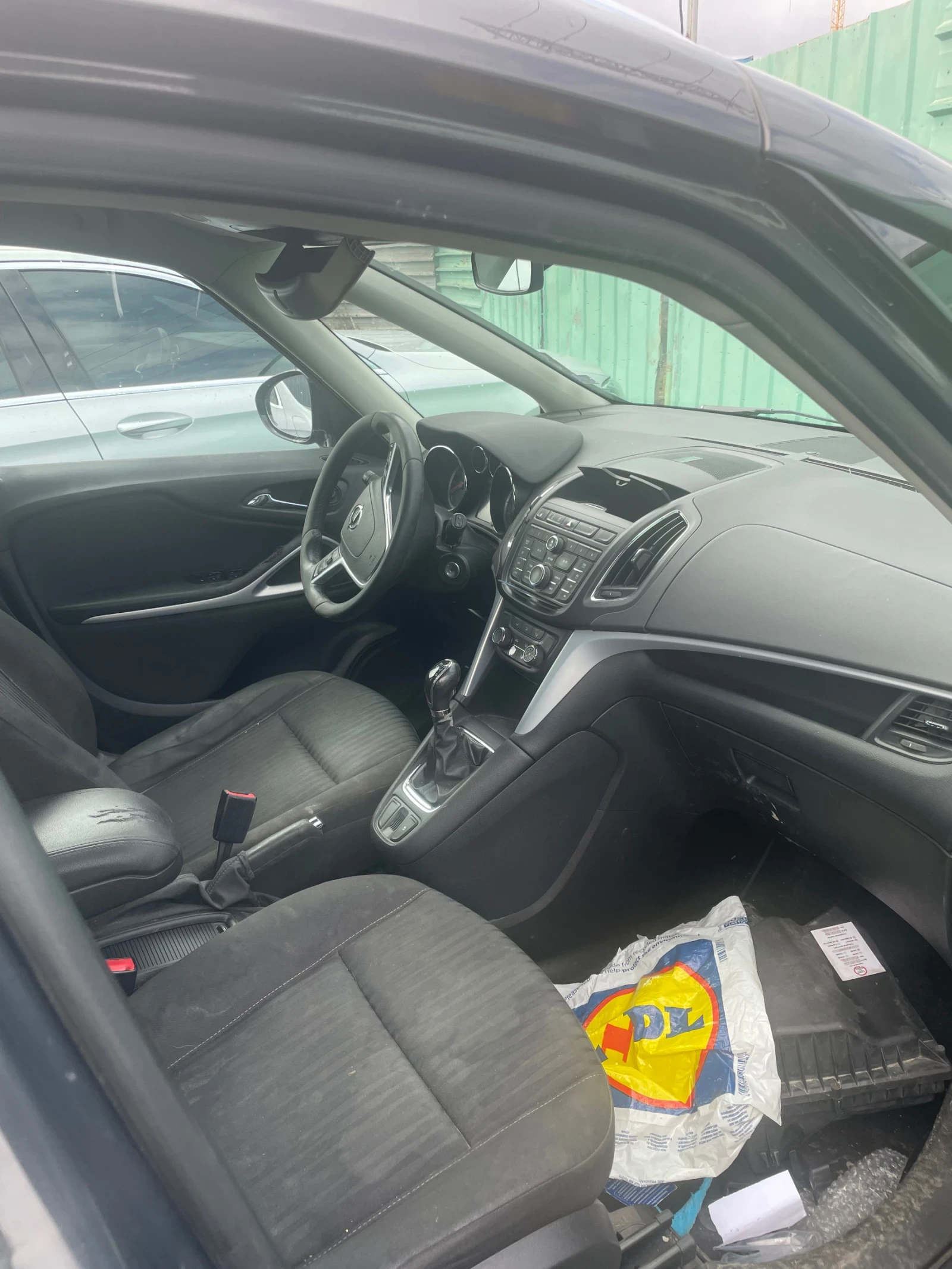 Opel Zafira, снимка 8 - Автомобили и джипове - 54091334