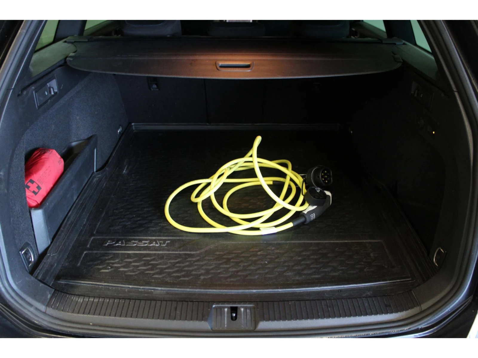 VW Passat Variant GTE 1.4 TSI Business - Hybrid | Mobile.bg � ����������� 16