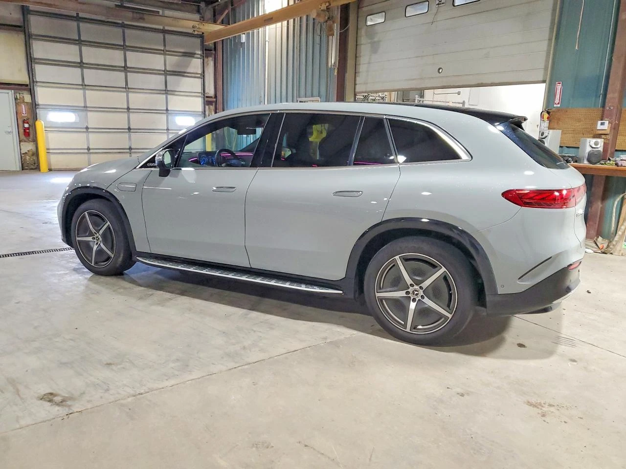 Mercedes-Benz EQS Suv 450 4Matic | Mobile.bg � ����������� 2