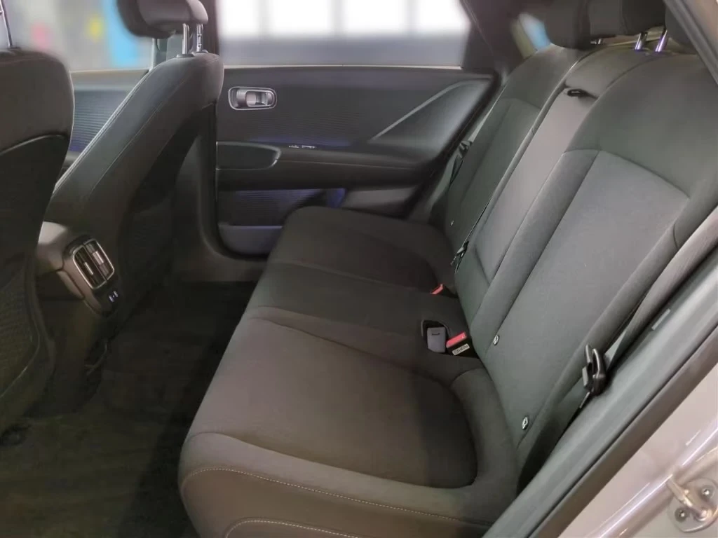 Hyundai Ioniq 6 77kWh AWD Techniq DISTR MATRIX HUD Winter Pack K-L | Mobile.bg � ����������� 10