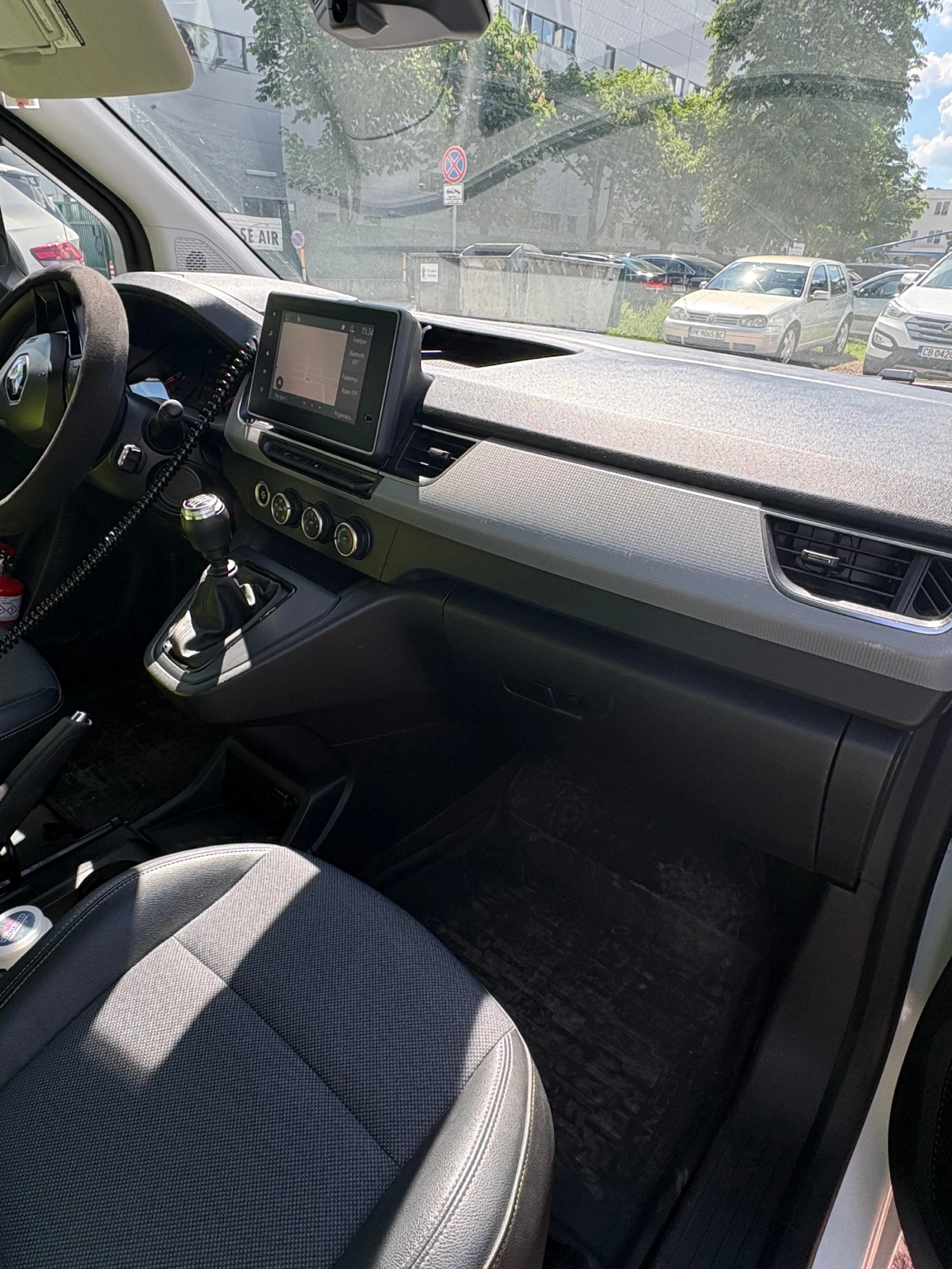 Renault Kangoo 1.5 DCI, снимка 14 - Автомобили и джипове - 54701664