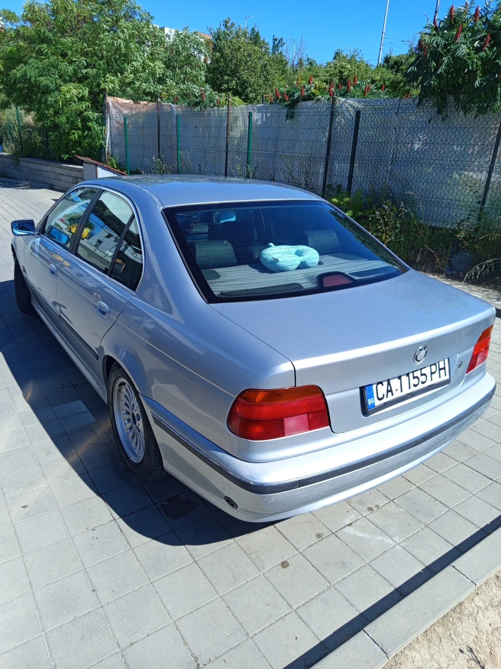 BMW 520, снимка 11 - Автомобили и джипове - 55050713