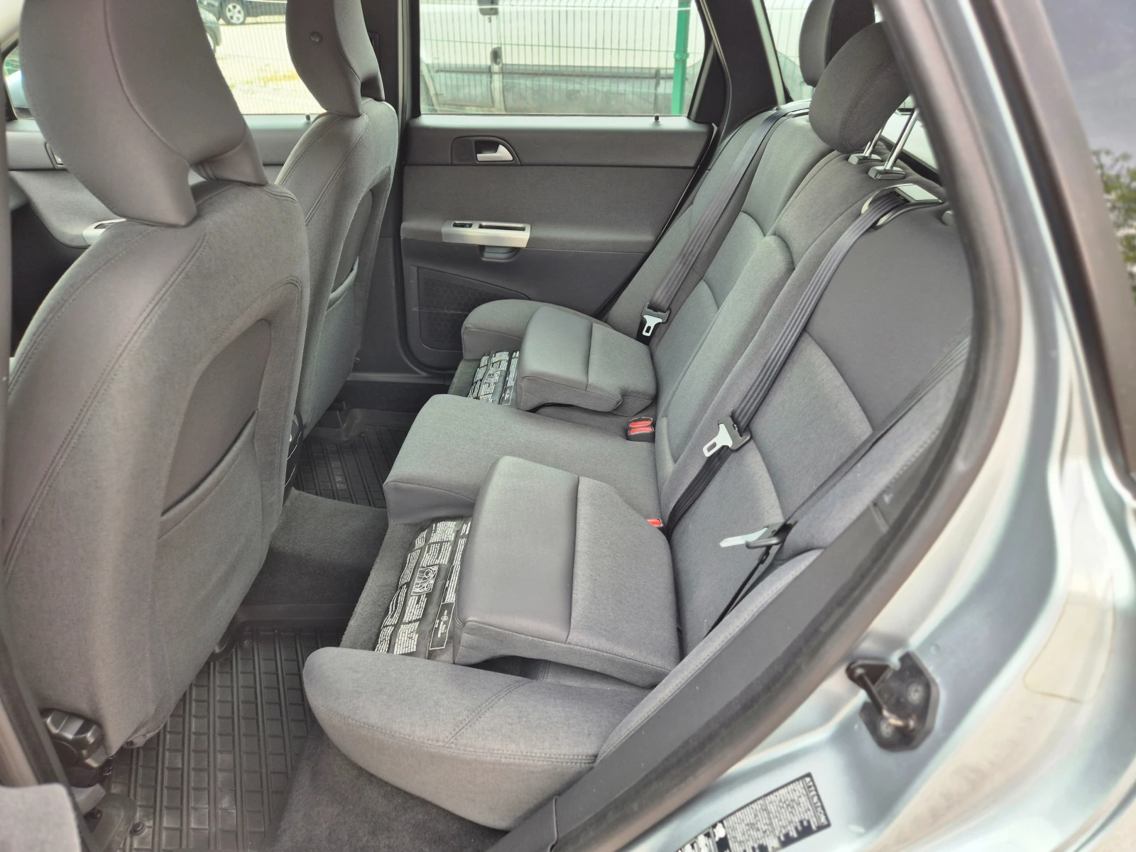Volvo V50 * ТОП СЪСТОЯНИЕ* , снимка 15 - Автомобили и джипове - 55079363