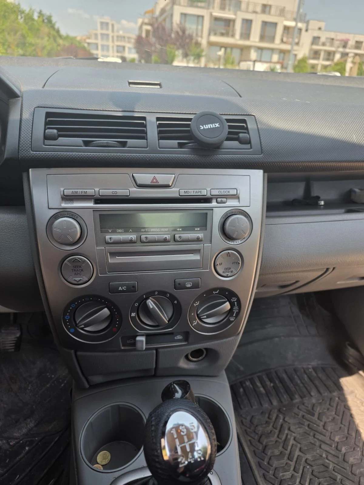 Mazda 2, снимка 6 - Автомобили и джипове - 55119129