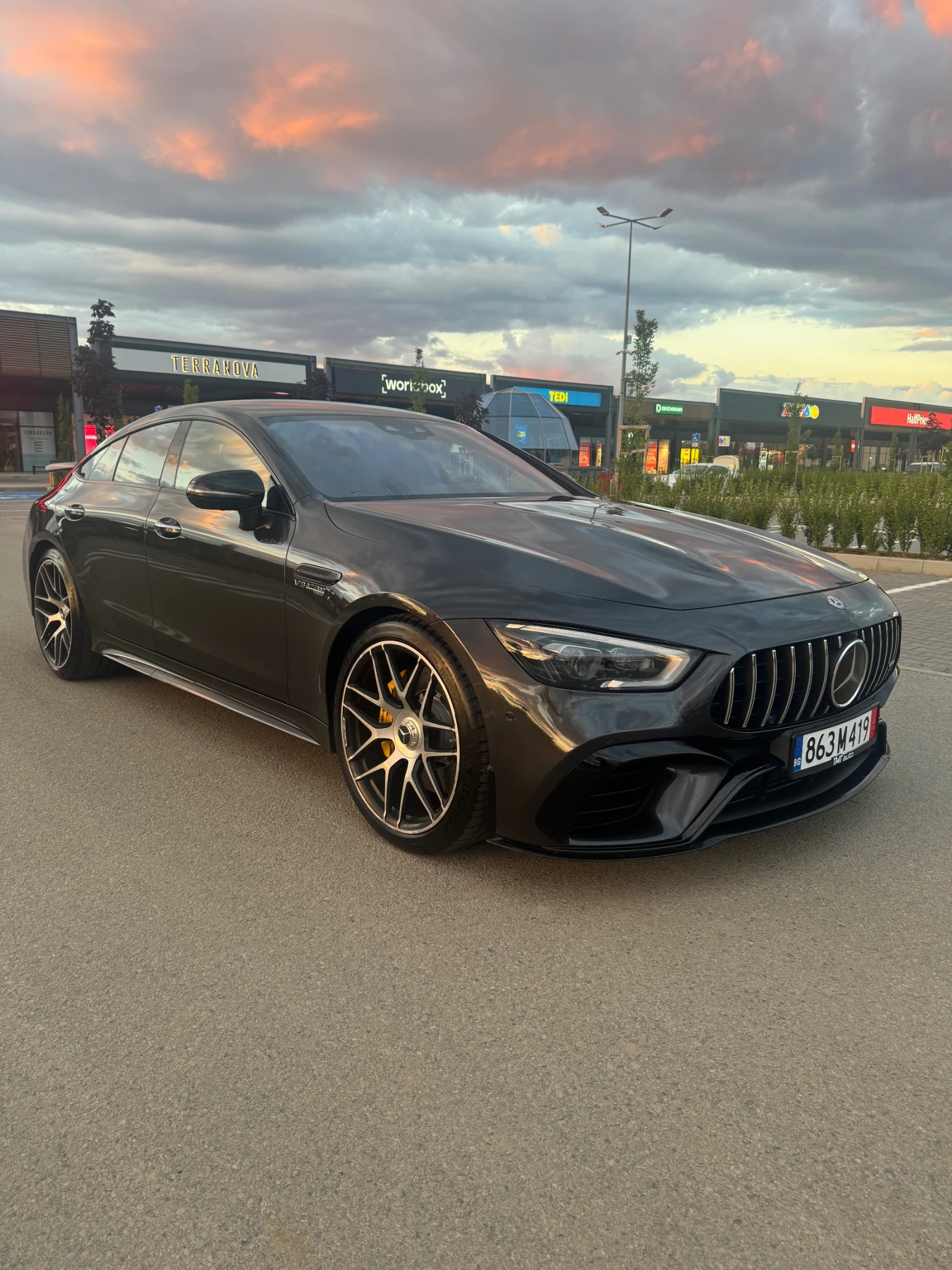 Mercedes-Benz AMG GT 63 4MATIC+ Edition 1