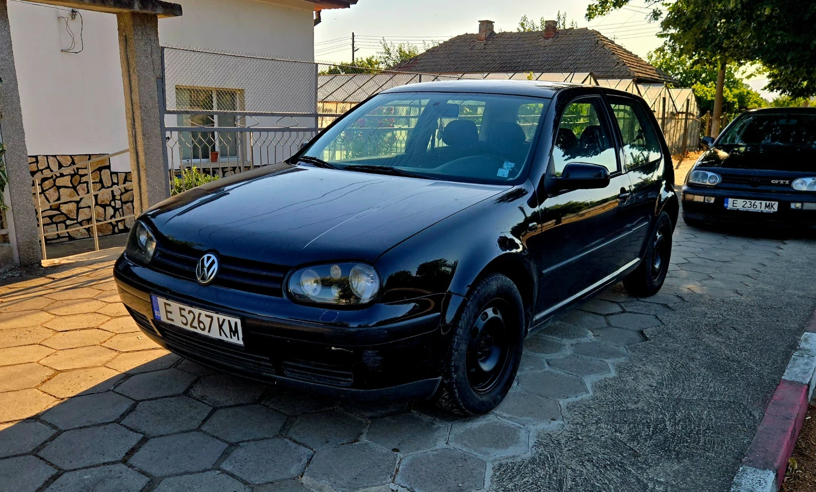 VW Golf 1.4, снимка 2 - Автомобили и джипове - 55301148