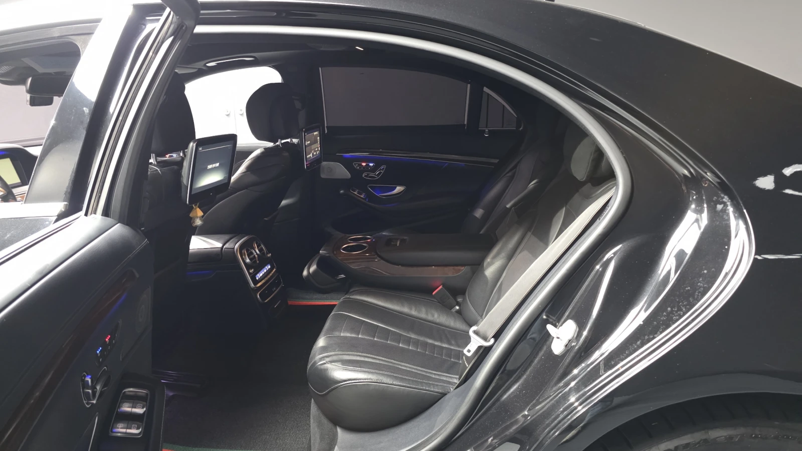 Mercedes-Benz S 500 LONG* AMG PK* 360* МАСАЖ* ОБДУХ* HUD* 2XTV* SOFT-C, снимка 16 - Автомобили и джипове - 55328781