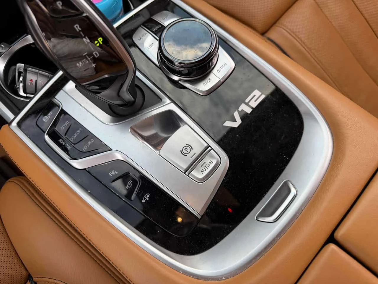 BMW 760 Li xDrive / ВСИЧКИ ЕКСТРИ ЗА МОДЕЛА / АВТОКРЕДИТ , снимка 14 - Автомобили и джипове - 55470783