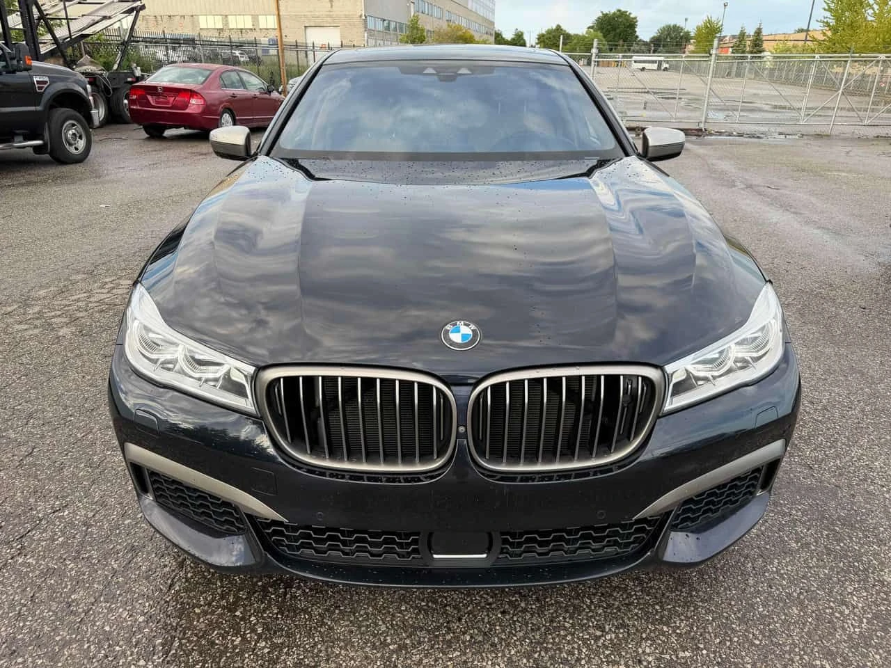 BMW 760 Li xDrive / ВСИЧКИ ЕКСТРИ ЗА МОДЕЛА / АВТОКРЕДИТ , снимка 6 - Автомобили и джипове - 55470783