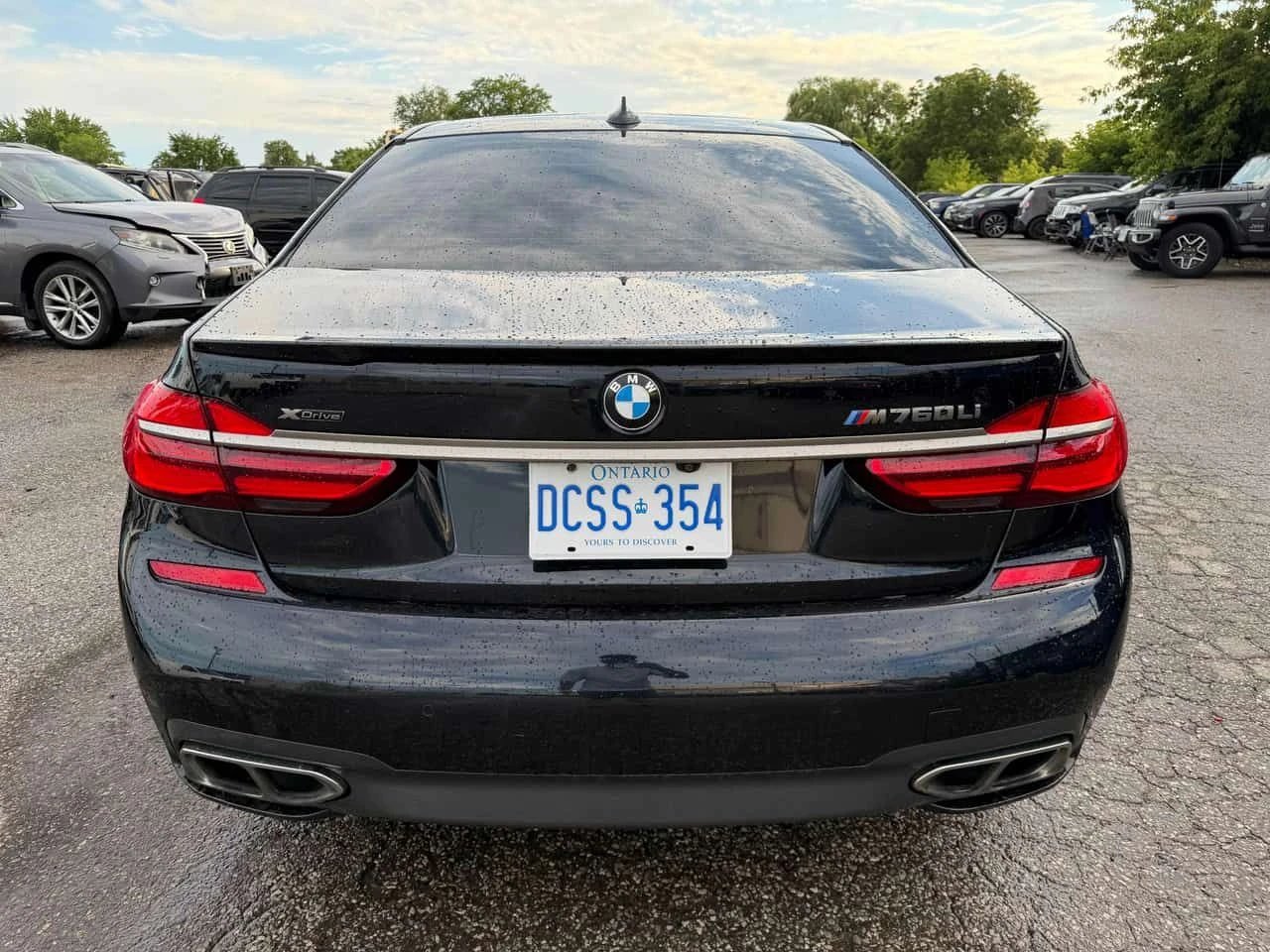 BMW 760 Li xDrive / ВСИЧКИ ЕКСТРИ ЗА МОДЕЛА / АВТОКРЕДИТ , снимка 4 - Автомобили и джипове - 55470783