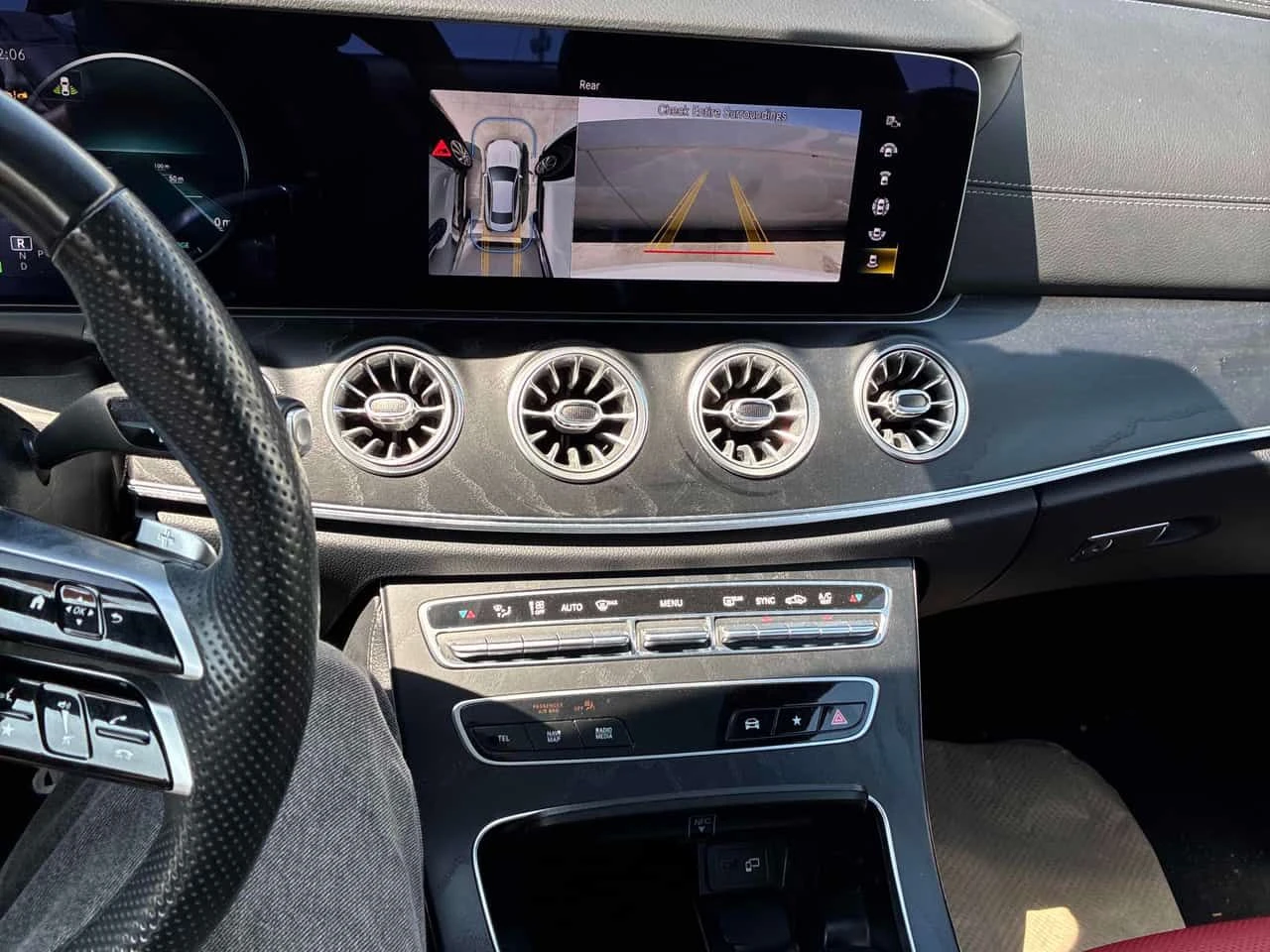 Mercedes-Benz E 450 * DISTRONIC* BURMESTER* 360* , снимка 9 - Автомобили и джипове - 55512389