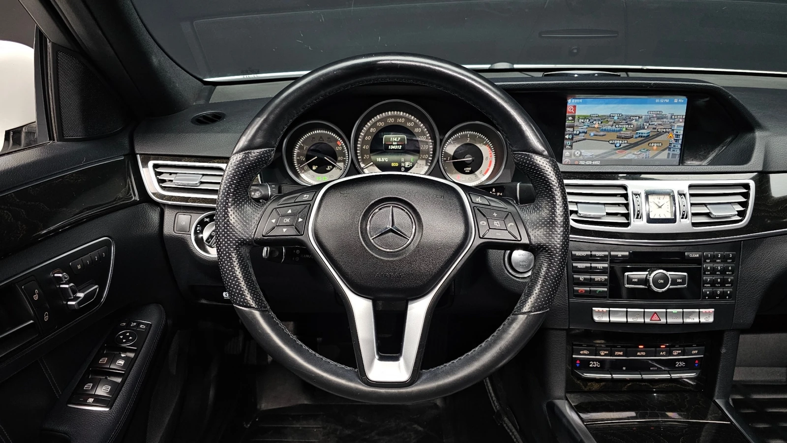 Mercedes-Benz E 220 Avantgarde * ПОДГРЕВИ * ЛЮК * КАМЕРА, снимка 7 - Автомобили и джипове - 55844425