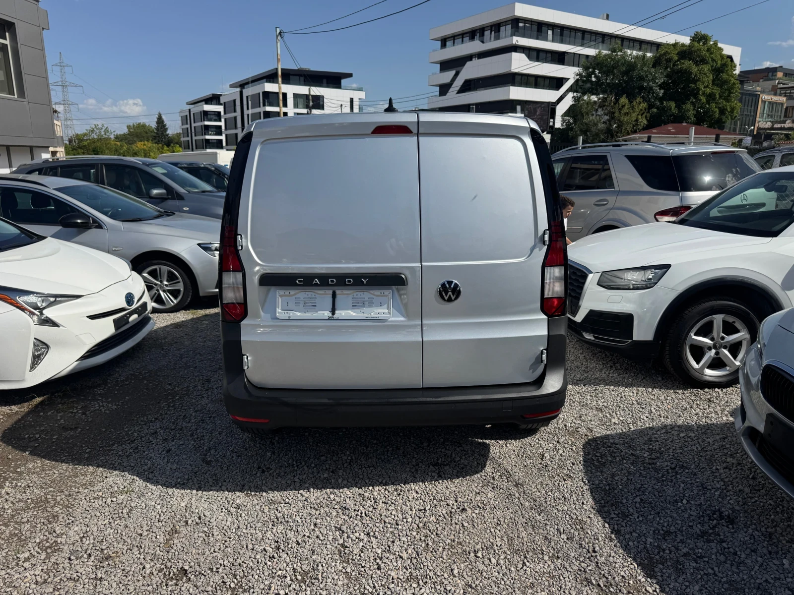 VW Caddy 2.0TDI 102hp* 2022г* NAVI* DISTRO* KLIMA* ДДС, снимка 11 - Автомобили и джипове - 55878755