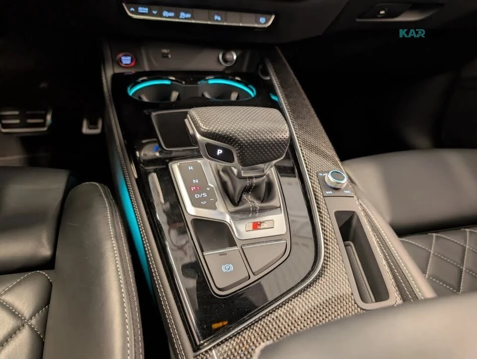 Audi S5 ACC * 360 * Масаж * АвтоКредит * (ЦЕНА ДО БГ), снимка 15 - Автомобили и джипове - 56224540