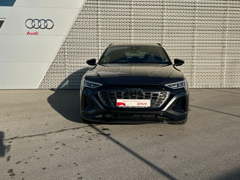 Audi Q8 Sportback e-tron 55 S line, снимка 2 - Автомобили и джипове - 43178872