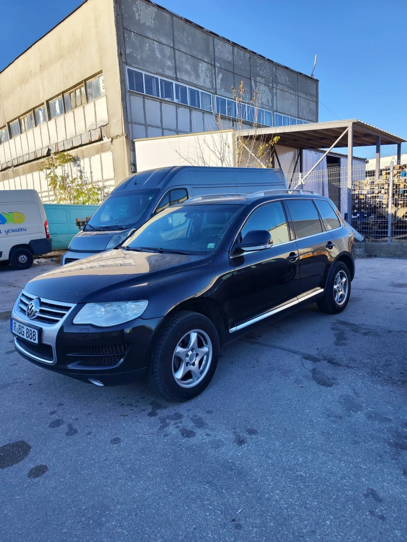 VW Touareg Фейслифт, снимка 3 - Автомобили и джипове - 48057296